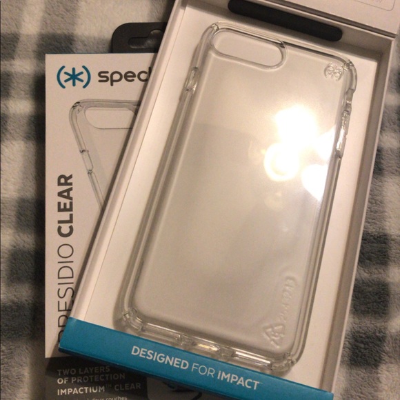 2 SPECKS PRESIDIO CLEAR CASES
